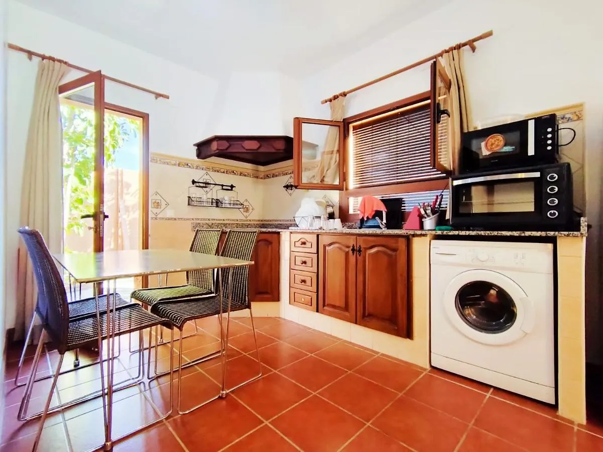 Casa 3 Chalet Con Jardin Privado, Bbq, Piscina, Playa El Palmar Spain